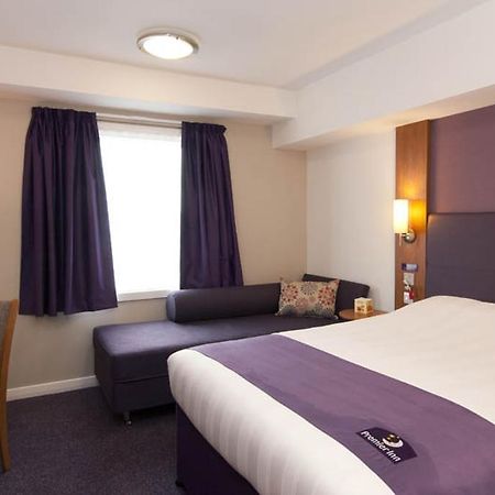 Premier Inn Kidderminster Extérieur photo